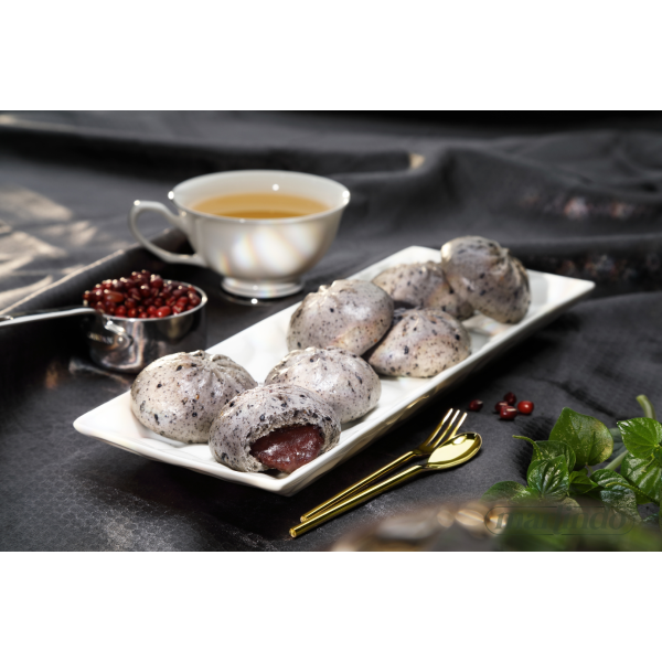 Black Sesame Red Bean Paste Steamed Bun Mini